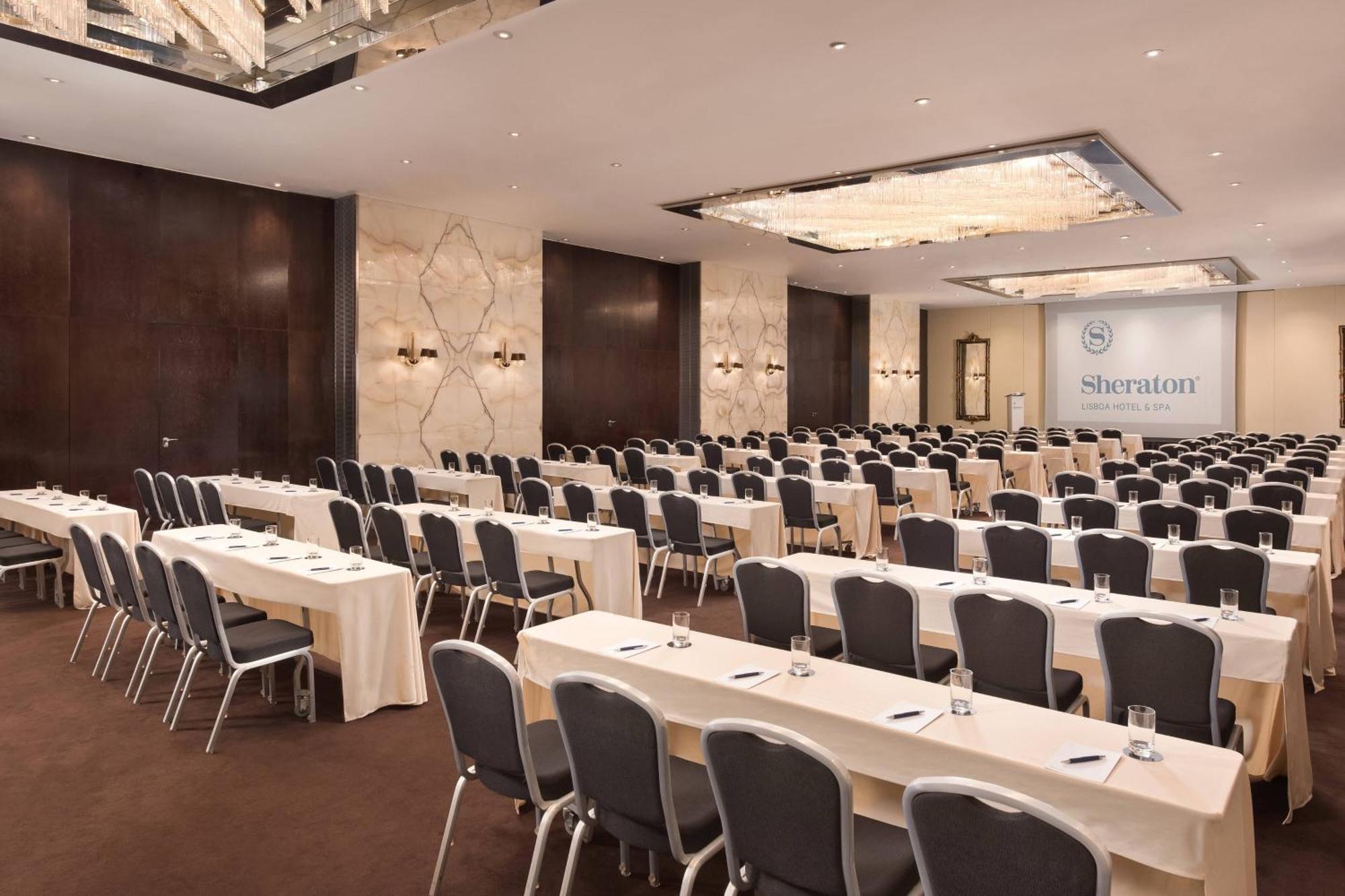 Sheraton Lisboa Hotel & Spa Exterior photo